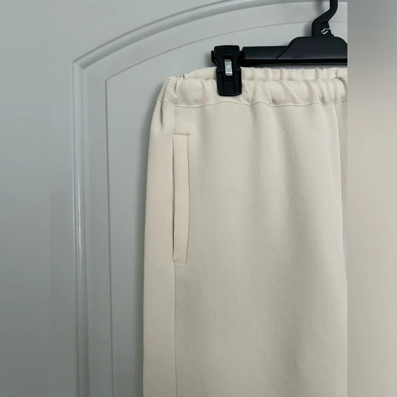 XiRENA Cream Jogger Sweatpants size medium made in Italy - Picture 3 of 10